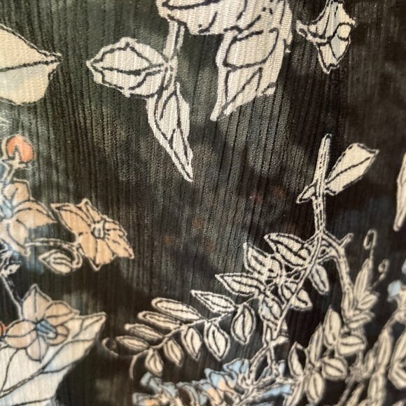 Ann Taylor Sheer Floral Short Sleeve Blouse, Navy Blue & Floral Pattern, Size M - Picture 5 of 8